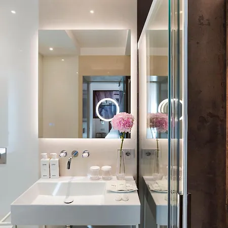 Maniace Boutique Ortigia | Esperienze 4*